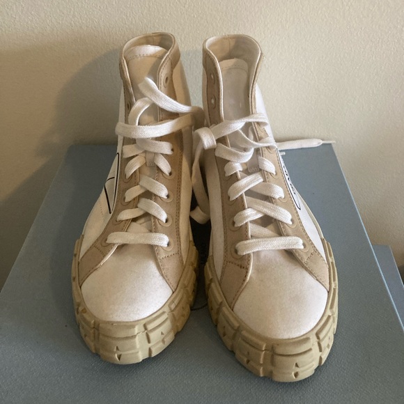 Prada sneakers - Picture 3 of 6